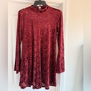 Old Navy Burgundy Long Sleeve Dress
